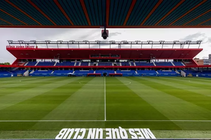 تحولات ملعب يوهان كرويف: آفاق جديدة لمباراة برشلونة وفالنسيا