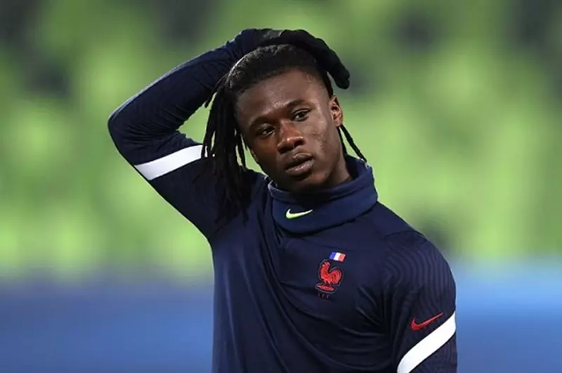 ريال مدريد يكشف عن حالة كامافينجا الطبية قبل الموسم الجديد للدوري الإسباني