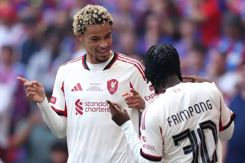 فريمبونج يقود ليفربول نحو انتصار مفاجئ في الدرع الخيرية