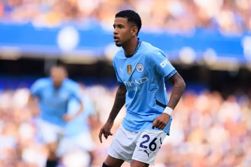 مانشستر سيتي يرفض عرض توتنهام لضم سافينيو