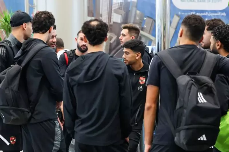 توروب يصطحب كل لاعبي الأهلي لخوض السوبر المصري