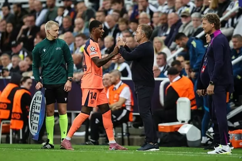 فليك يطالب راشفورد بالمزيد من الحسم أمام المرمى